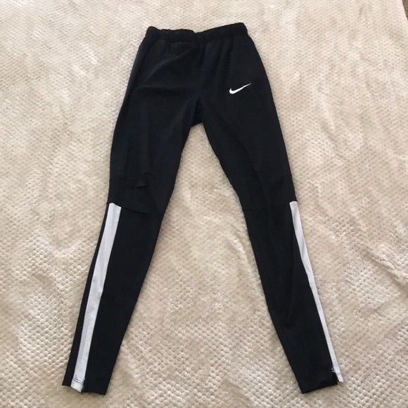 nike soccer sweats